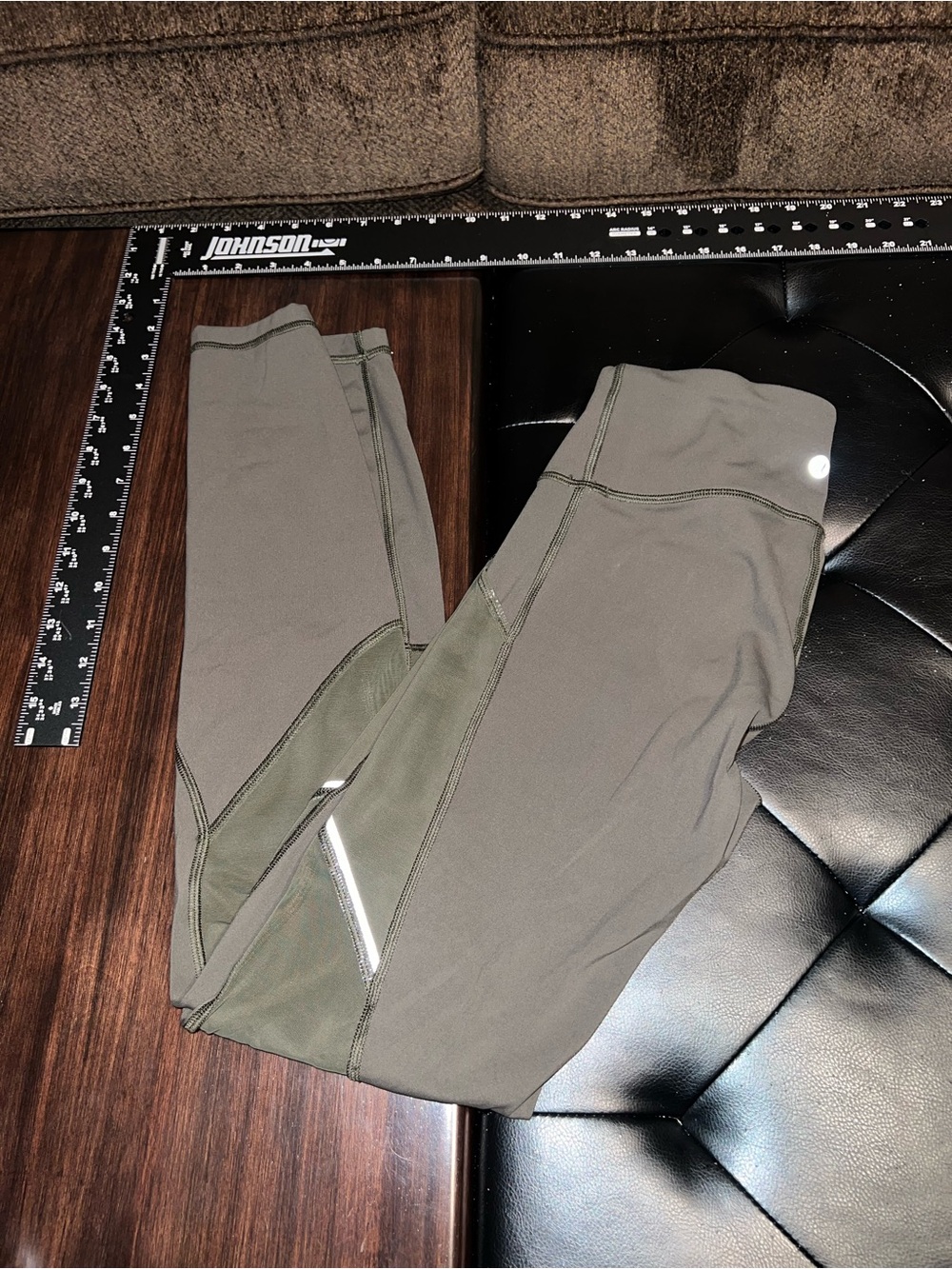 lululemon olive green workout leggings with internal drawcord
